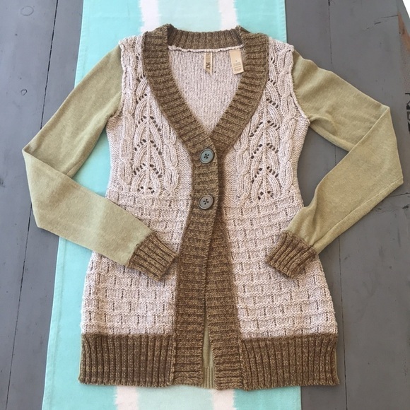 BKE Cable Knit Button Front Cardigan Sweater - Picture 2 of 9